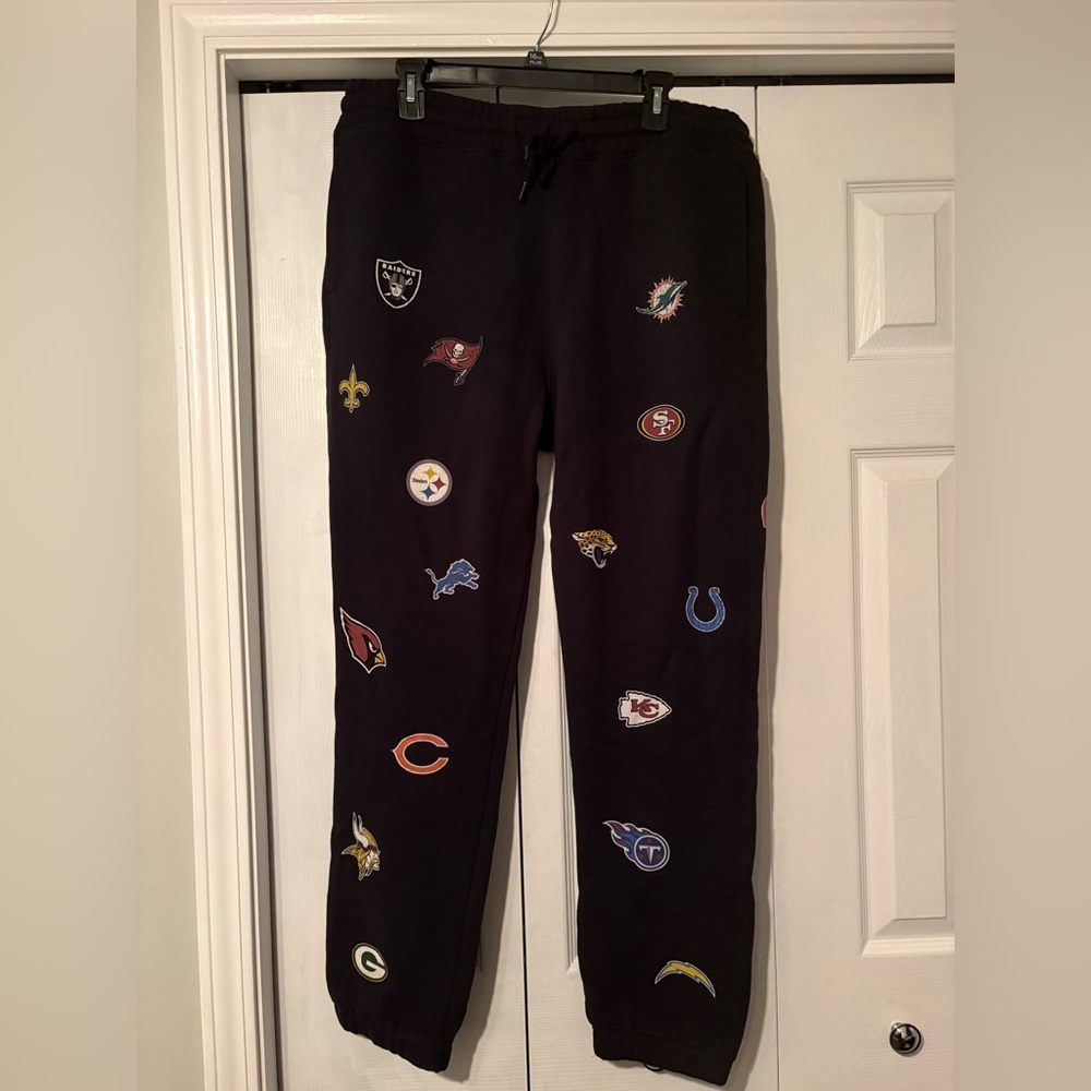 Men’s NFL joggers